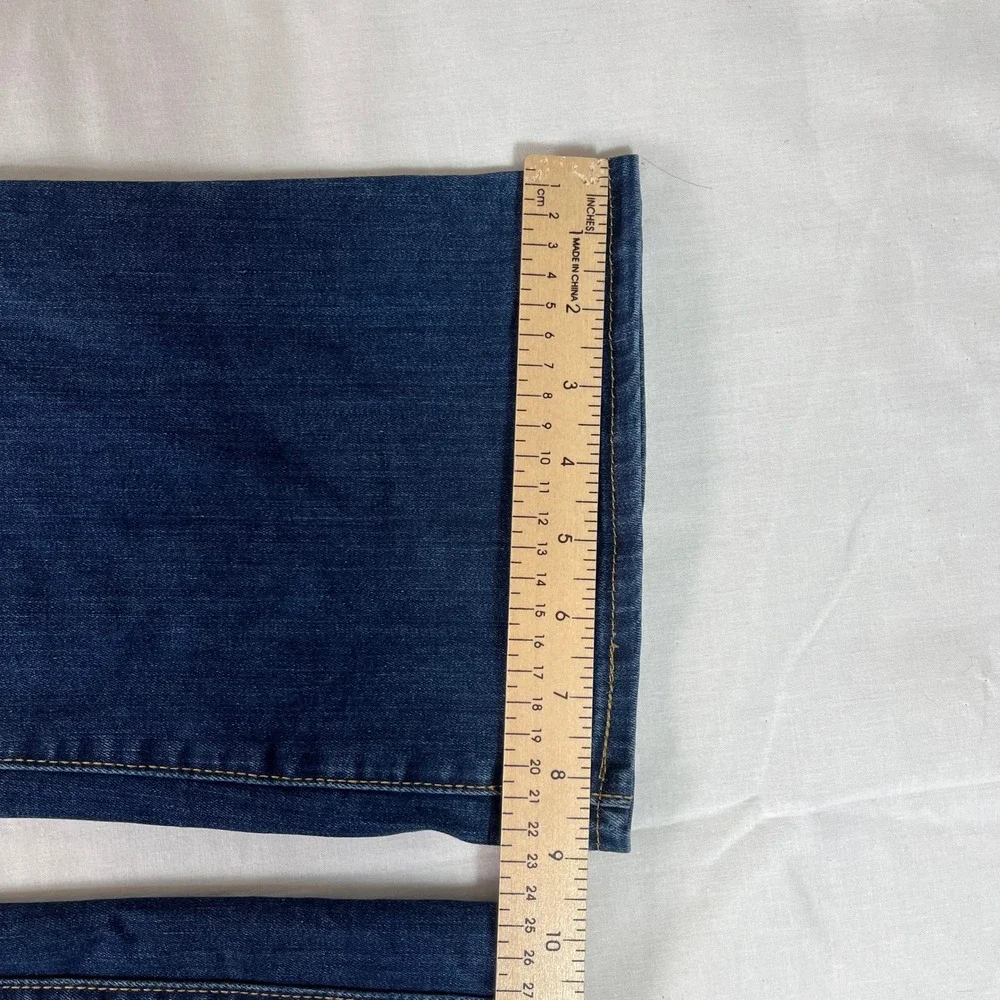 Denizen Levi's Bootcut Jeans Women 12M 31x32 Dark Wash Mid Rise Stretch